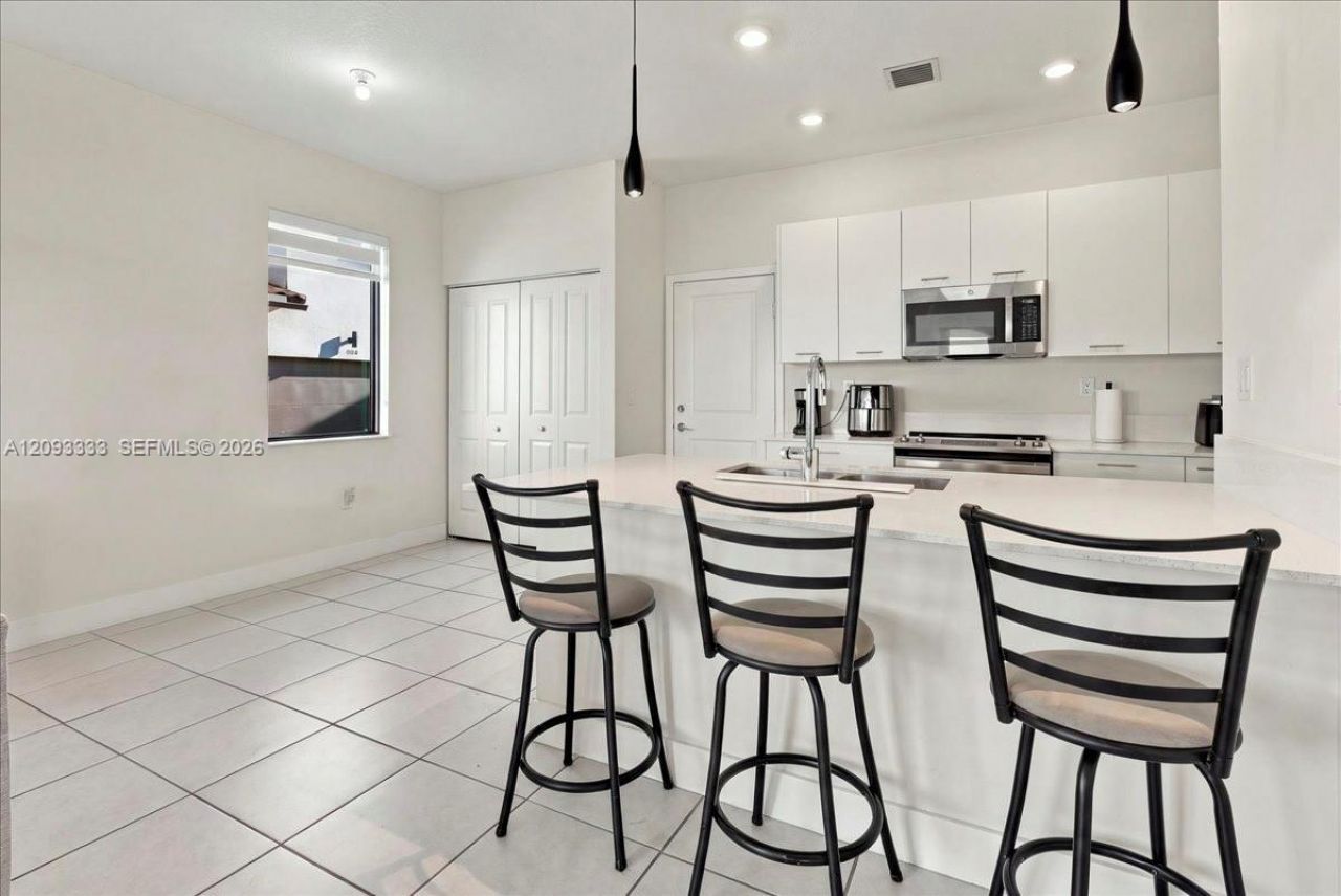Please Call For Address, Doral, FL 33166 Photo