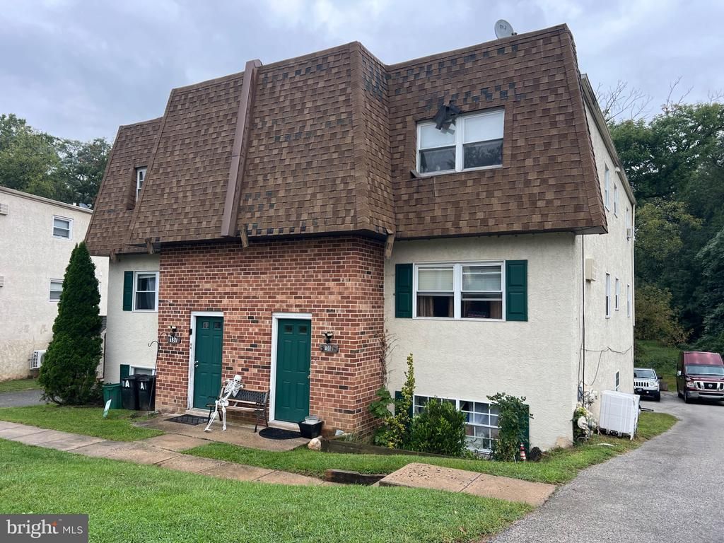 135 MEADOWBROOK LANE, BROOKHAVEN, PA 19015