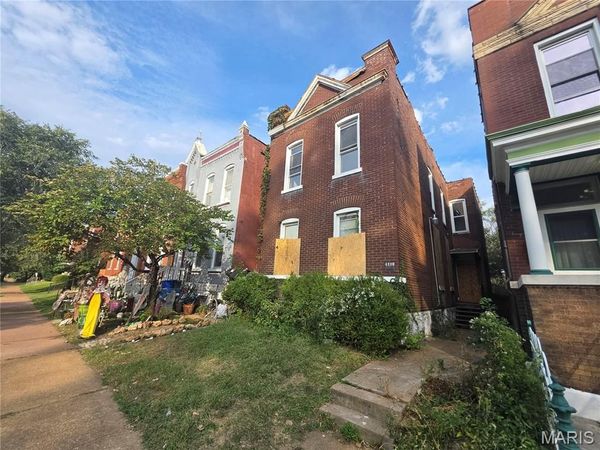 4138 Oregon Avenue , St Louis, MO 63118