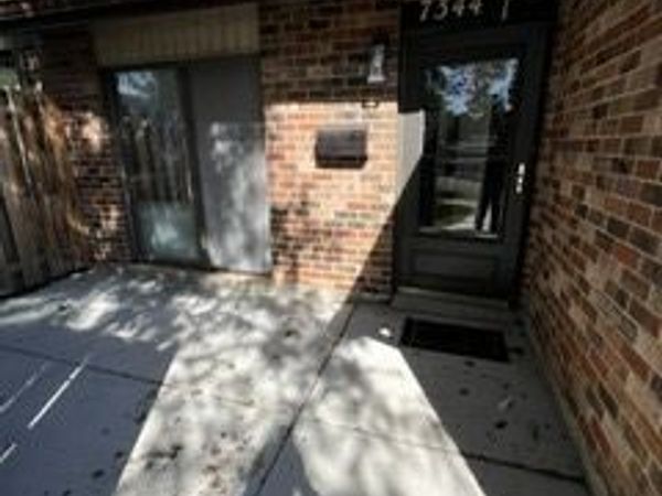 7344 Country Creek Way , Unit 1, Downers Grove, IL 60516