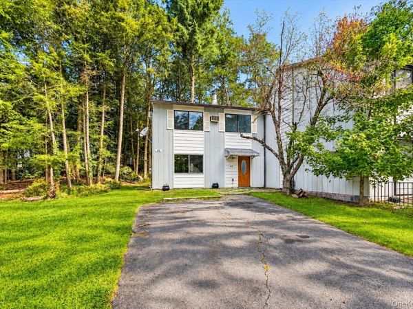 42 Peter Way , Kiamesha Lake, NY 12751