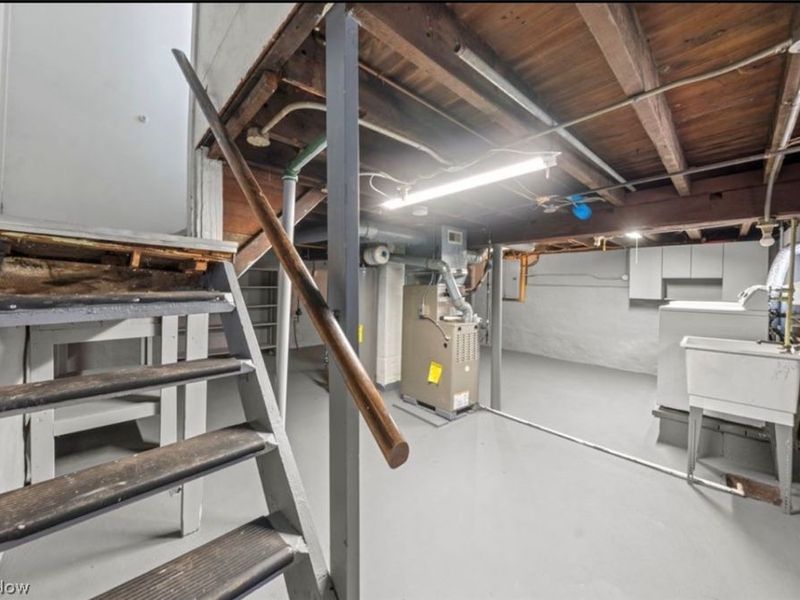5119 W 5th Street, Brooklyn Heights, OH 44131 Photo 17