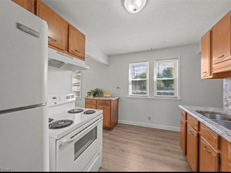 5119 W 5th Street, Brooklyn Heights, OH 44131 Photo 5