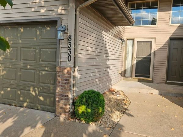 8330 Parkview Avenue NE, Elk River, MN 55330