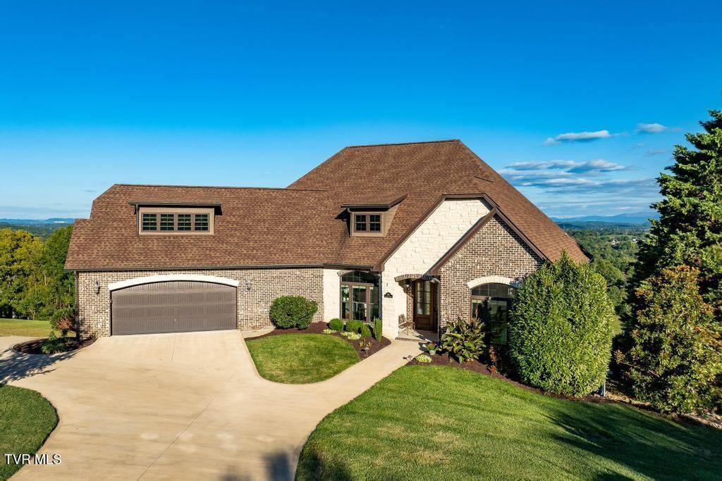 1181 Cliffview Circle, Johnson City, TN 37615 Main Photo
