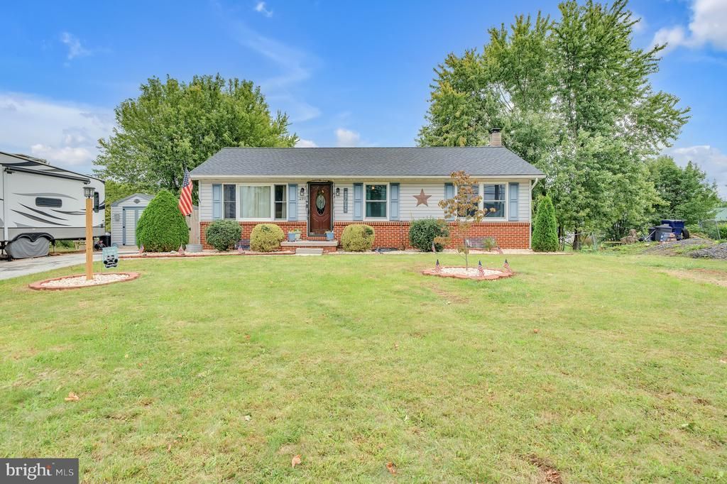 299 BERLIN ROAD , NEW OXFORD, PA 17350