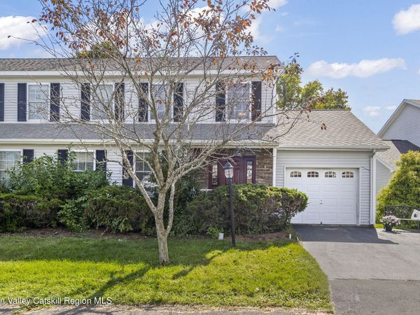 21 Van Winkle Road, Hudson, NY 12534