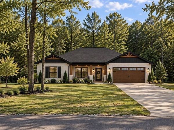 118 Glen Dillon Drive , Jackson, TN 38305