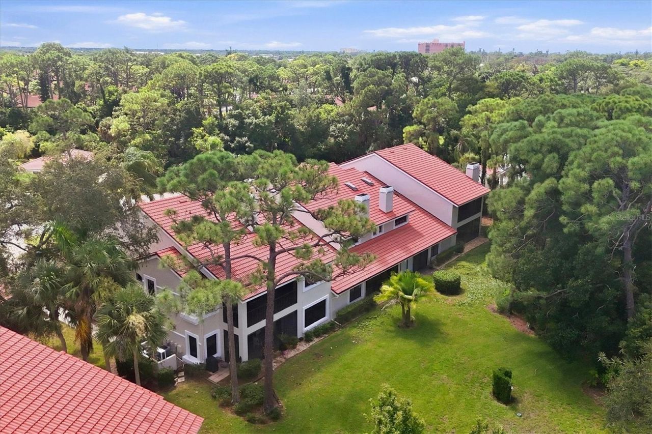 7768 Fairway Woods Drive , Unit 1306, Sarasota, FL 34238 Photo