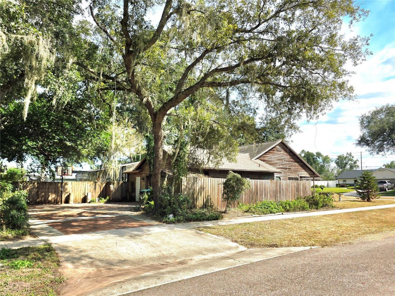 4231 Tall Tree Drive , Orlando, FL 32810 Photo