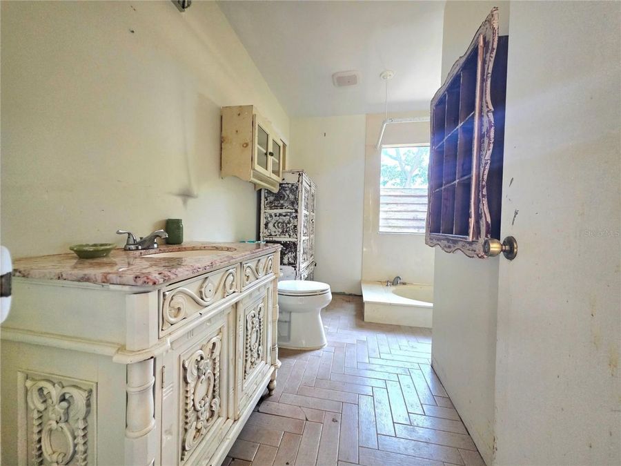 Property Image 61