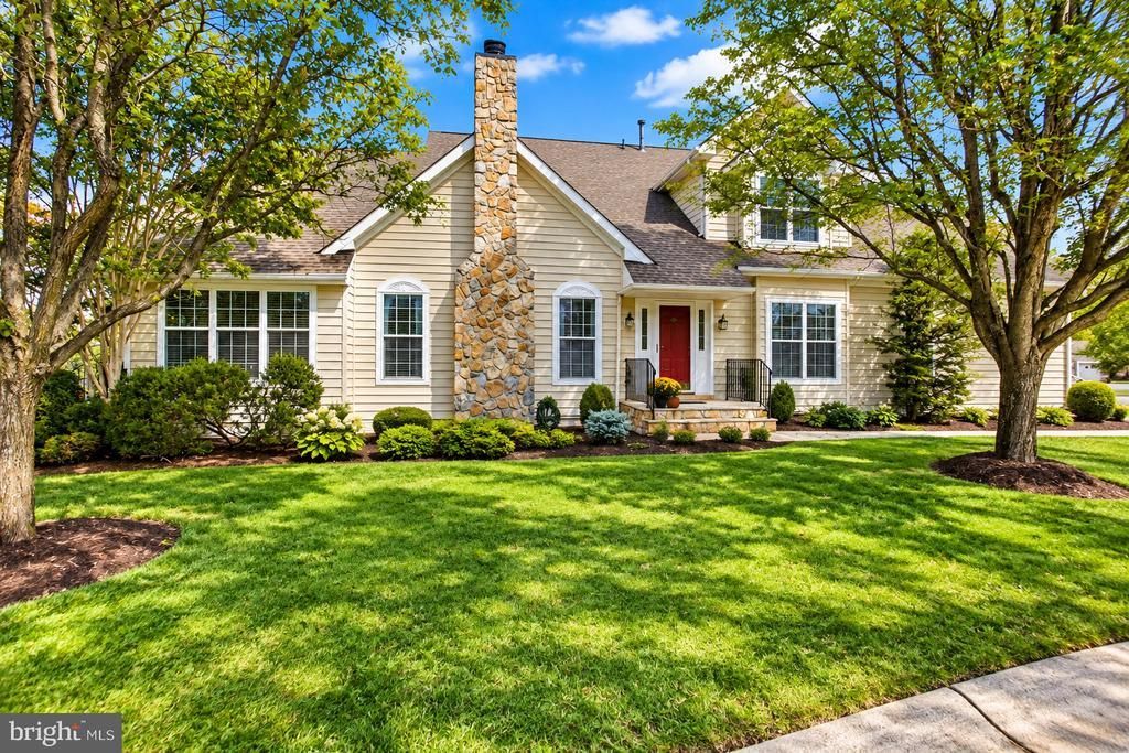 20135 Valhalla Square, Ashburn, VA 20147 Main Photo