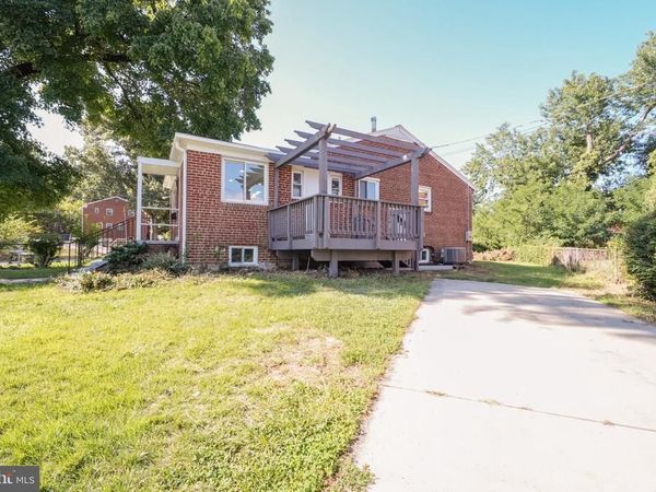 3527 CHADWICK COURT, TEMPLE HILLS, MD 20748