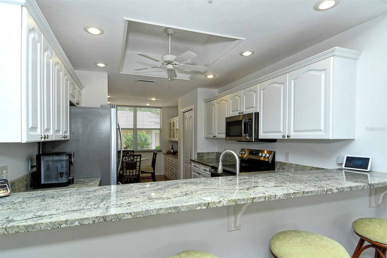 5240 Hyland Hills Avenue , Unit 1415, Sarasota, FL 34241 Photo