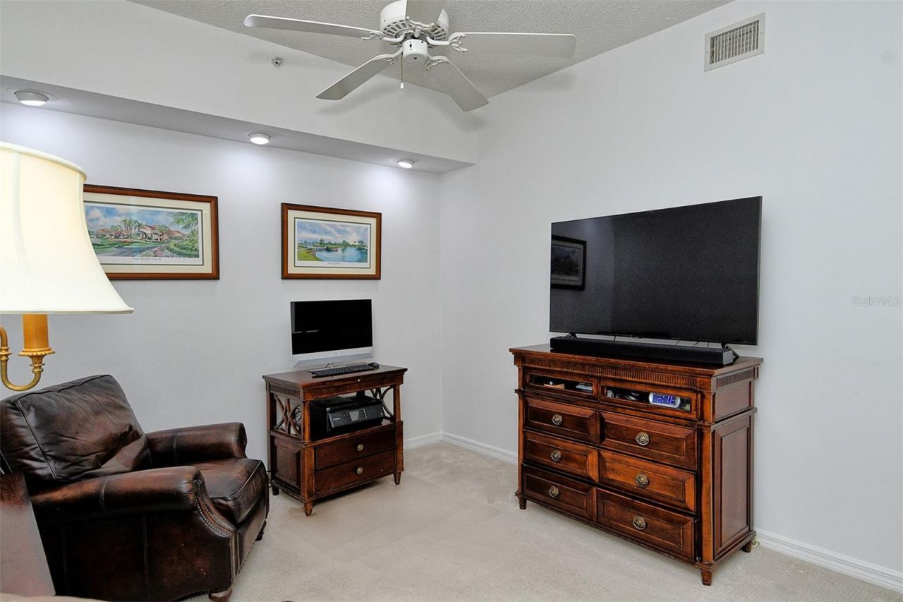 5240 Hyland Hills Avenue , Unit 1415, Sarasota, FL 34241 Photo