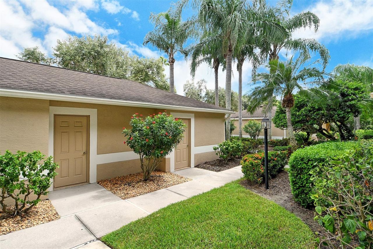 5240 Hyland Hills Avenue , Unit 1415, Sarasota, FL 34241 Photo
