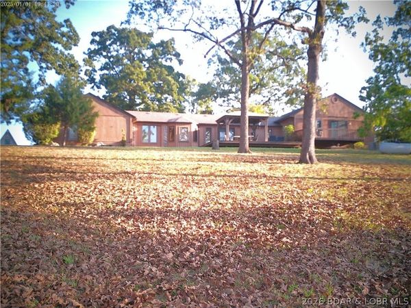 1814 SAGRADA Road , Edwards, MO 65326