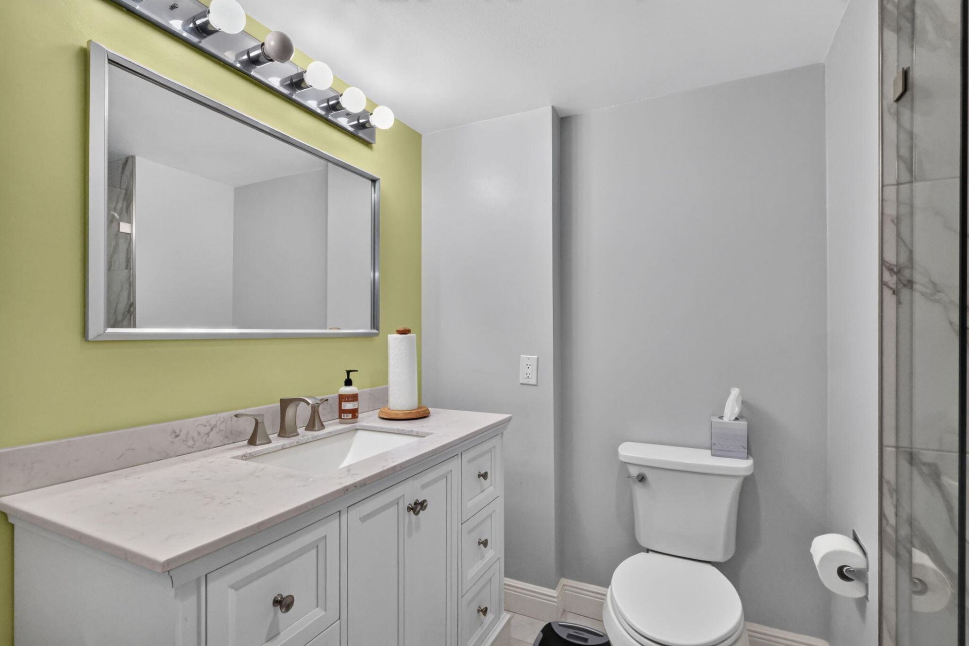 43 W Stratford Lane W, Unit B, Boynton Beach, FL 33436 Photo