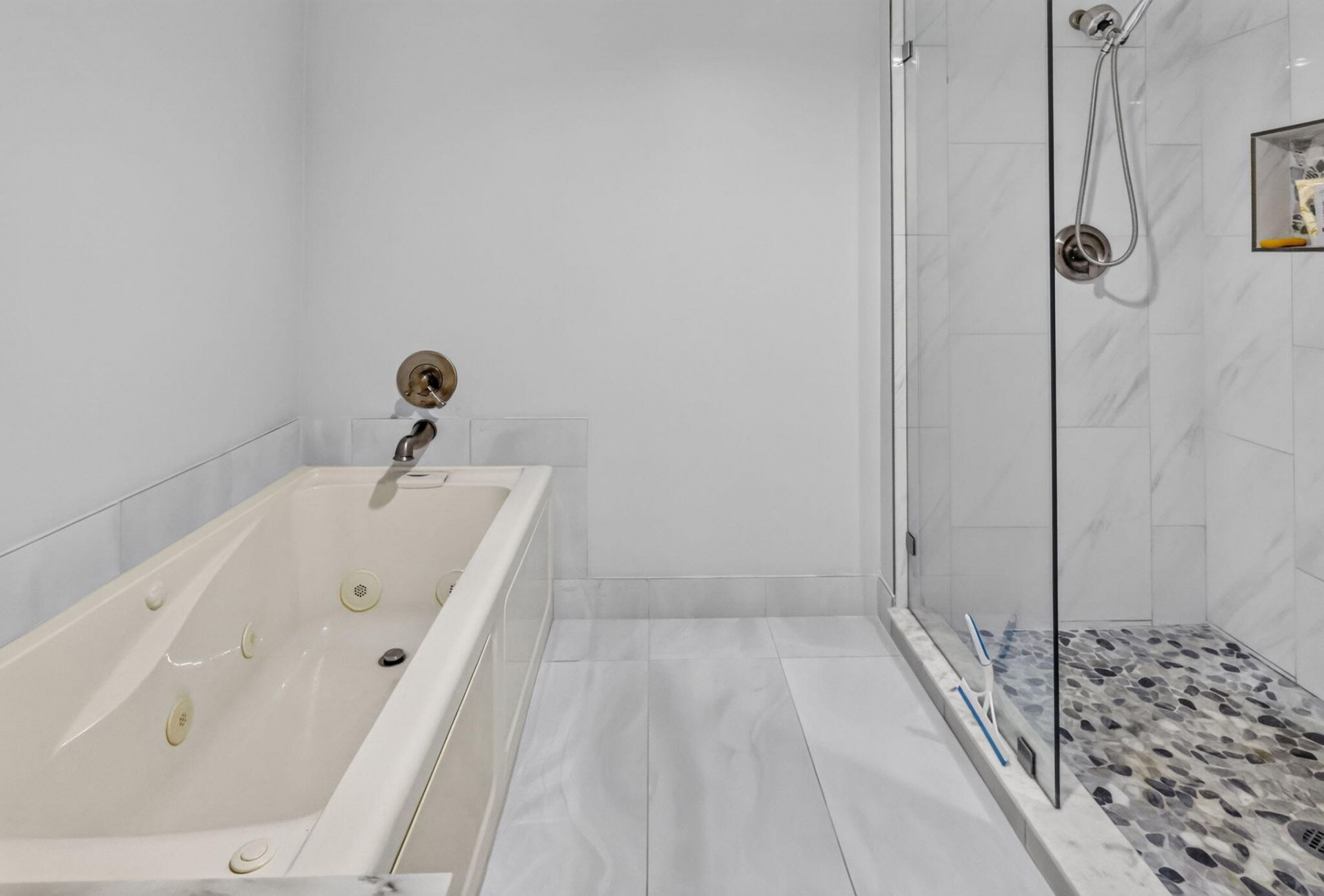 43 W Stratford Lane W, Unit B, Boynton Beach, FL 33436 Photo