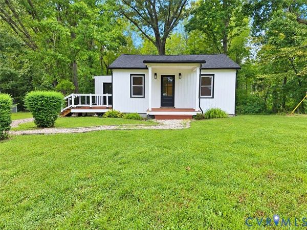49 Booker Lane , Cumberland, VA 23040