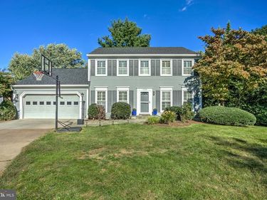 13058 FARTHINGALE DRIVE, HERNDON, VA 20171