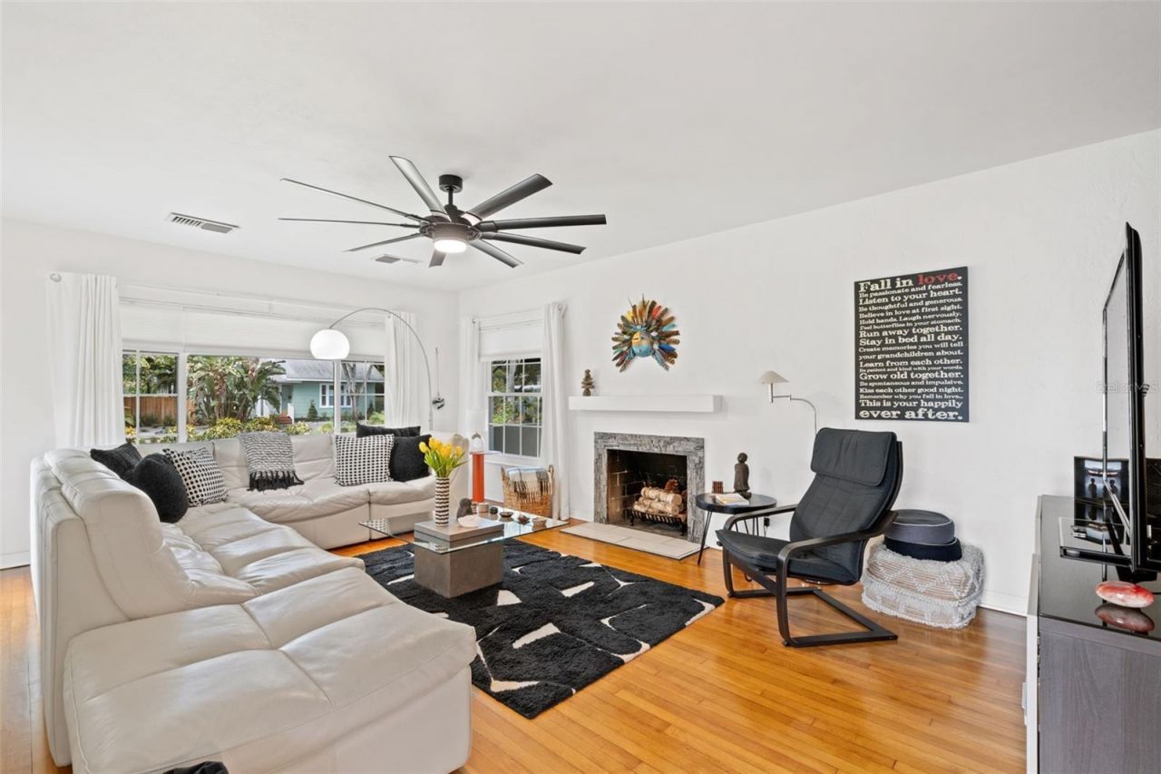 452 23rd Avenue N, Saint Petersburg, FL 33704 Photo