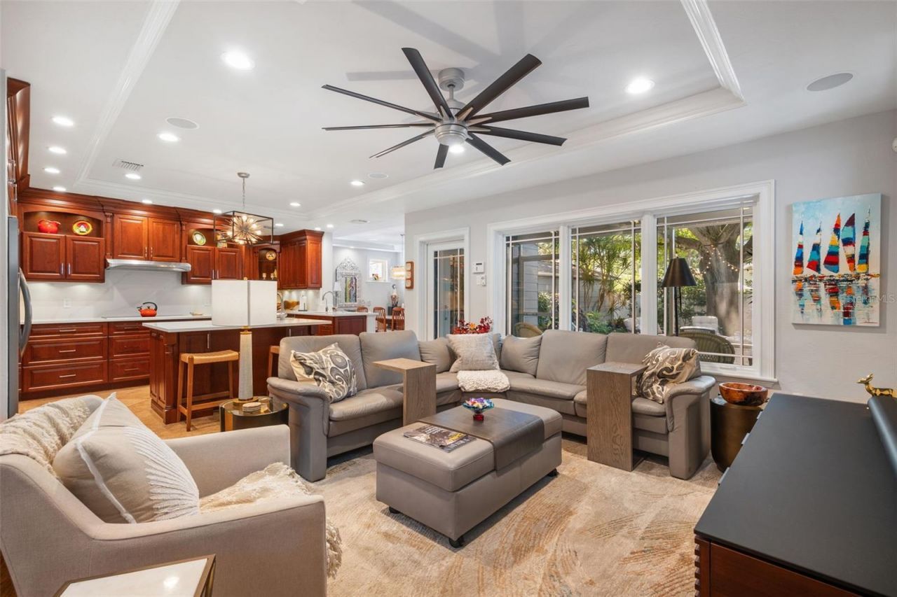 602 29th Avenue N, Saint Petersburg, FL 33704 Photo