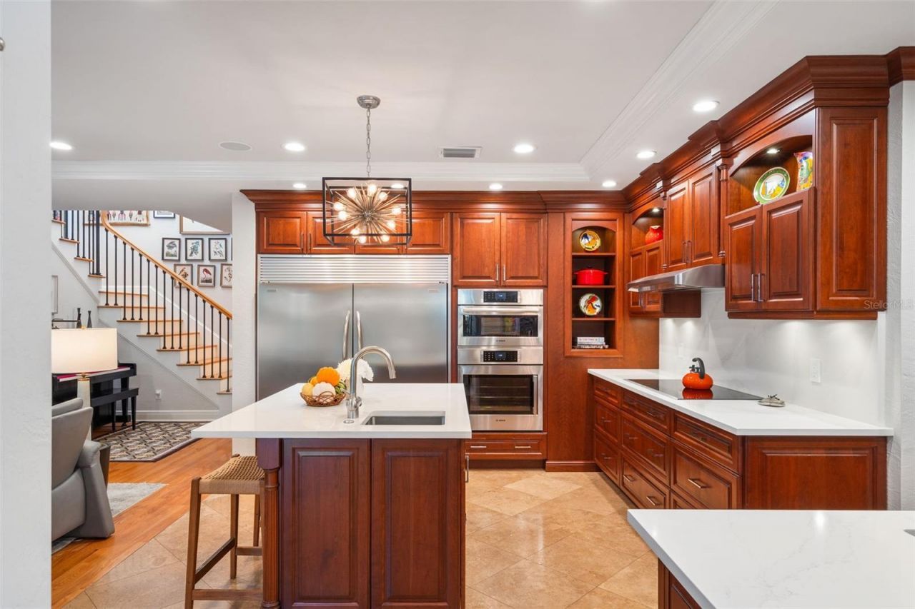 602 29th Avenue N, Saint Petersburg, FL 33704 Photo