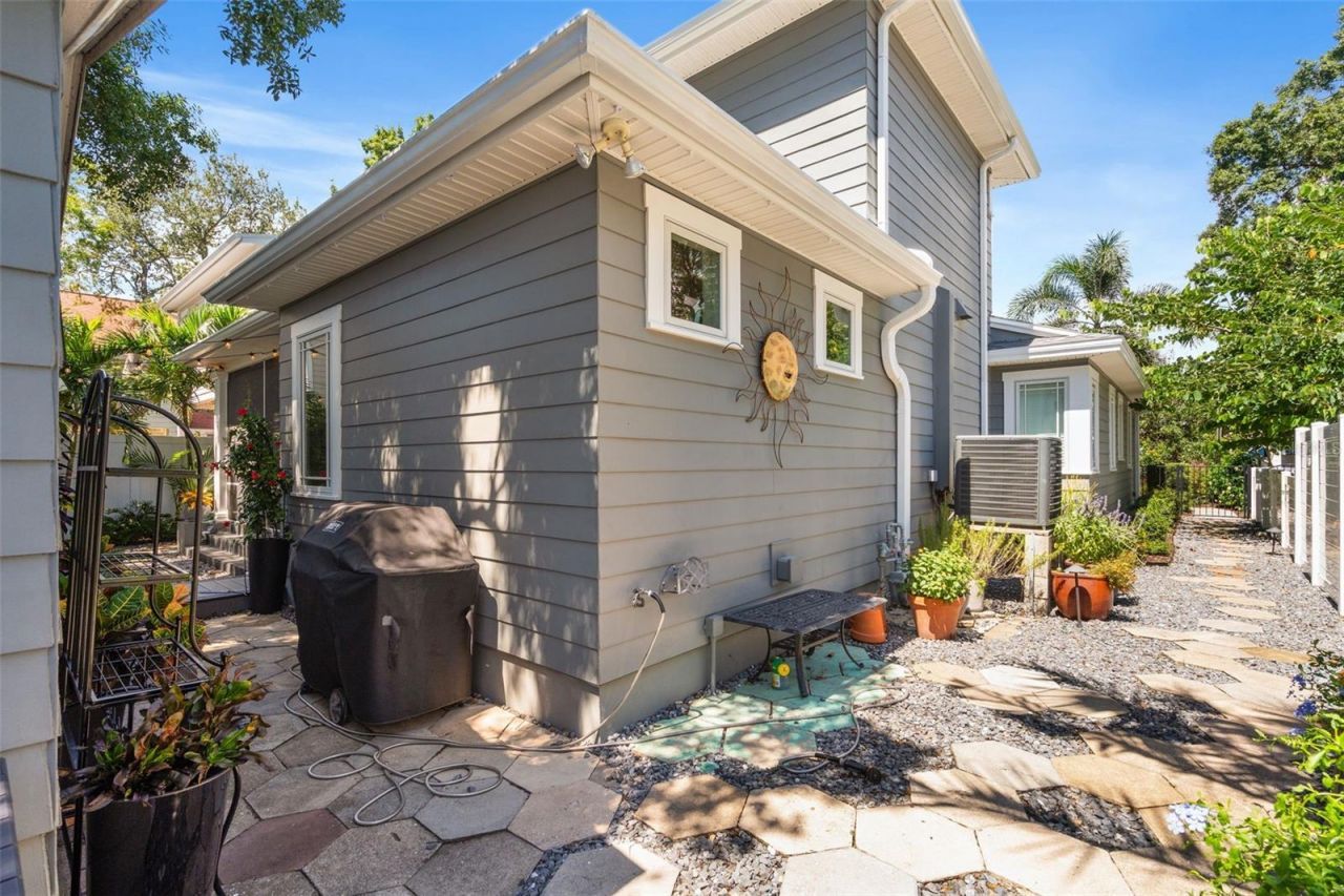 602 29th Avenue N, Saint Petersburg, FL 33704 Photo