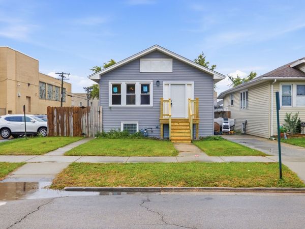 2602 Glos Avenue , Bellwood, IL 60104