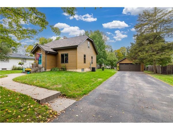 525 N Fremont Street, River Falls, WI 54022