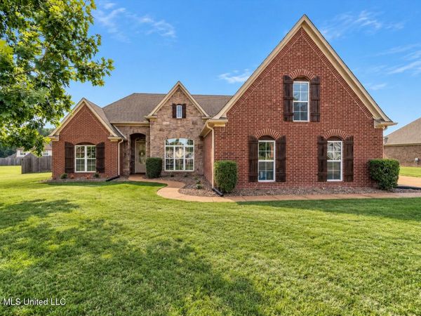 3899 Chandler Drive, Southaven, MS 38672
