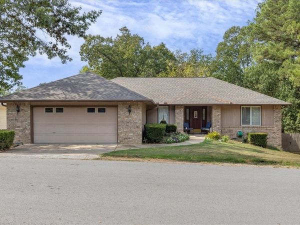 2 Penzance Drive , Bella Vista, AR 72714