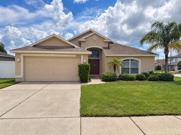 10250 PEOPLES LOOP , PORT RICHEY, FL 34668