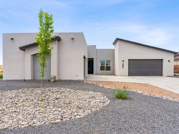 3509 Deledda Road NE, Rio Rancho, NM 87144