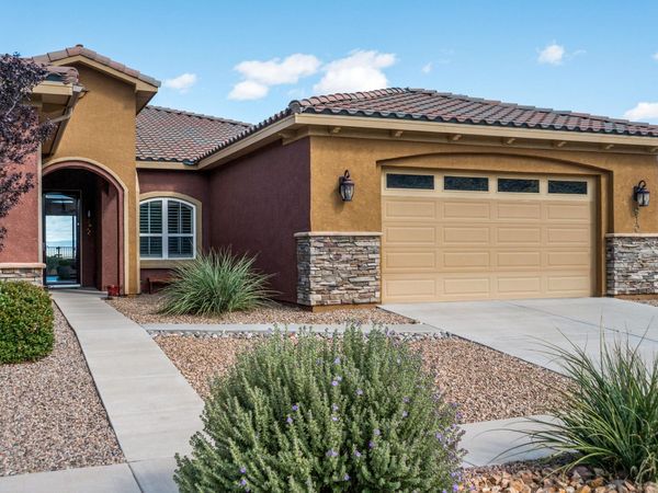 910 Jubilee Boulevard SW, Los Lunas, NM 87031