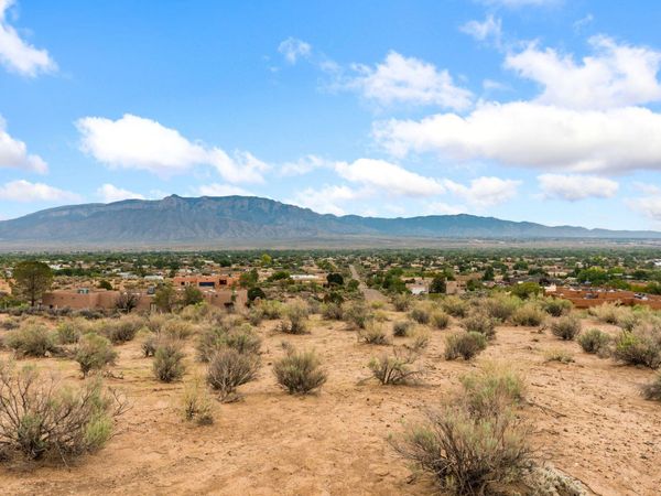 190 Tierra Encantada , Corrales, NM 87048