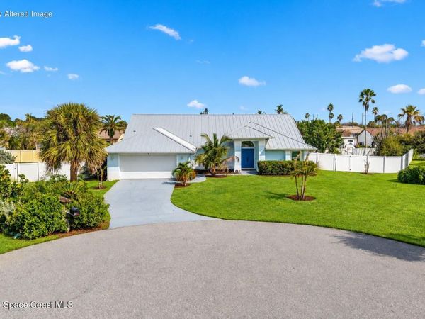 234 Leslie Court , Melbourne Beach, FL 32951