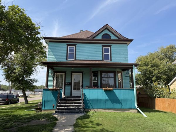 201 N 1st Street, Aberdeen, SD 57401