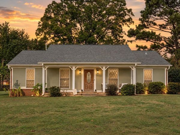 6031 BARNSLEY CV, Millington, TN 38053