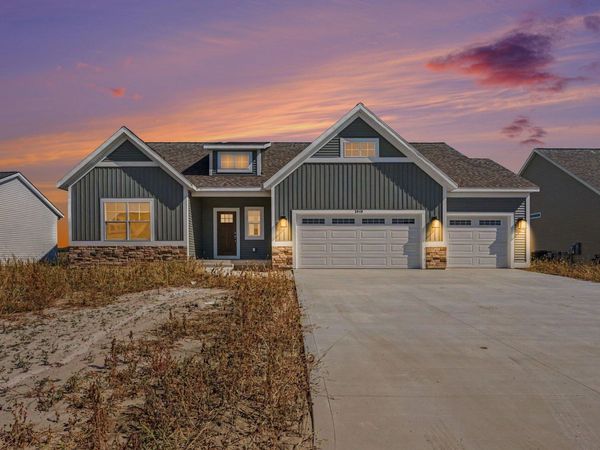 3640 Garner Drive, Zeeland, MI 49464