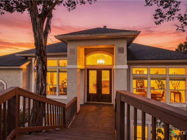 7008 Deepwood Drive , Lago Vista, TX 78645