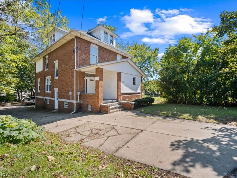 1413 East Avenue, Akron, OH 44307 Photo 2