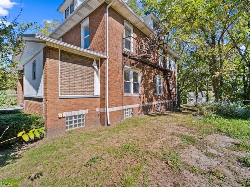 1413 East Avenue, Akron, OH 44307 Photo 29