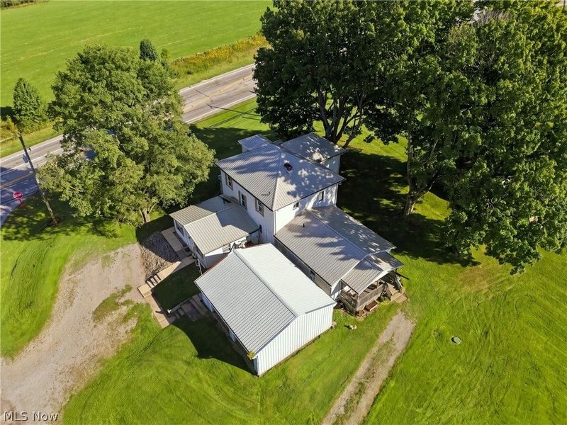 5495 Frazeysburg Road, Nashport, OH 43830 Photo 3