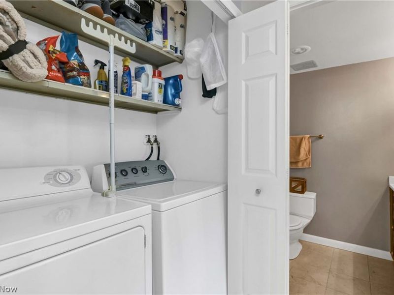 12500 Edgewater Drive, Unit 1603, Lakewood, OH 44107 Photo 16