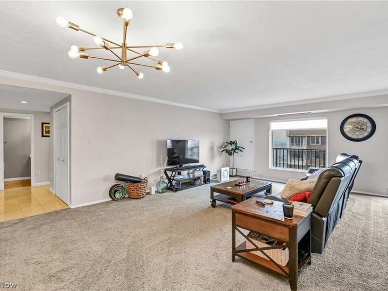 12500 Edgewater Drive, Unit 1603, Lakewood, OH 44107 Photo 5