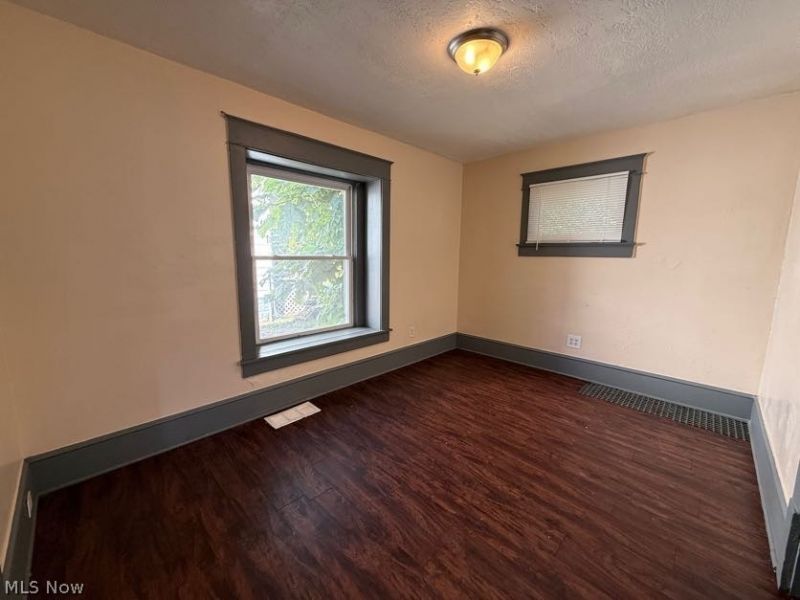 1017 La Croix Avenue, Akron, OH 44307 Photo 10