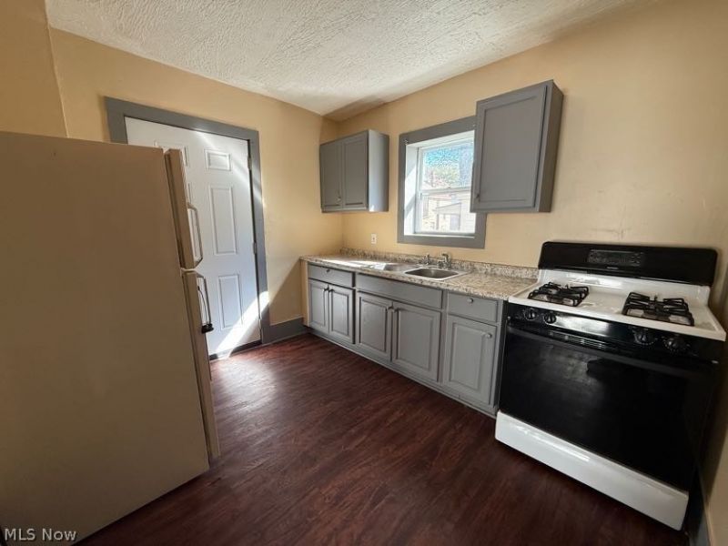 1017 La Croix Avenue, Akron, OH 44307 Photo 11