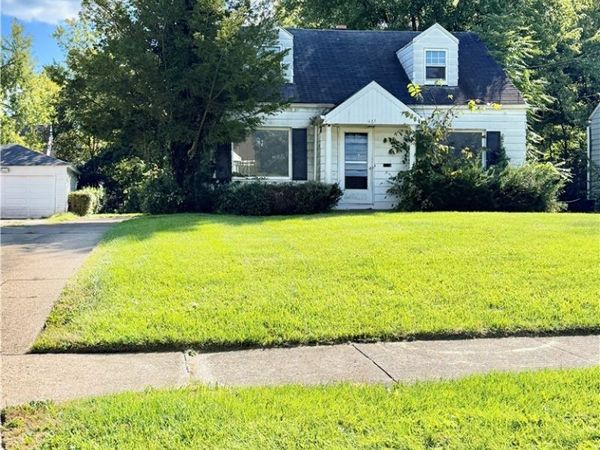 461 Francisca Avenue , Youngstown, OH 44504